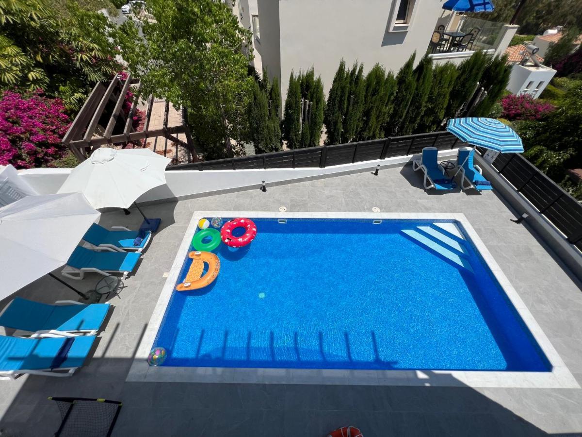 Villa Marina Sea-View Private Pool Péjia Kültér fotó