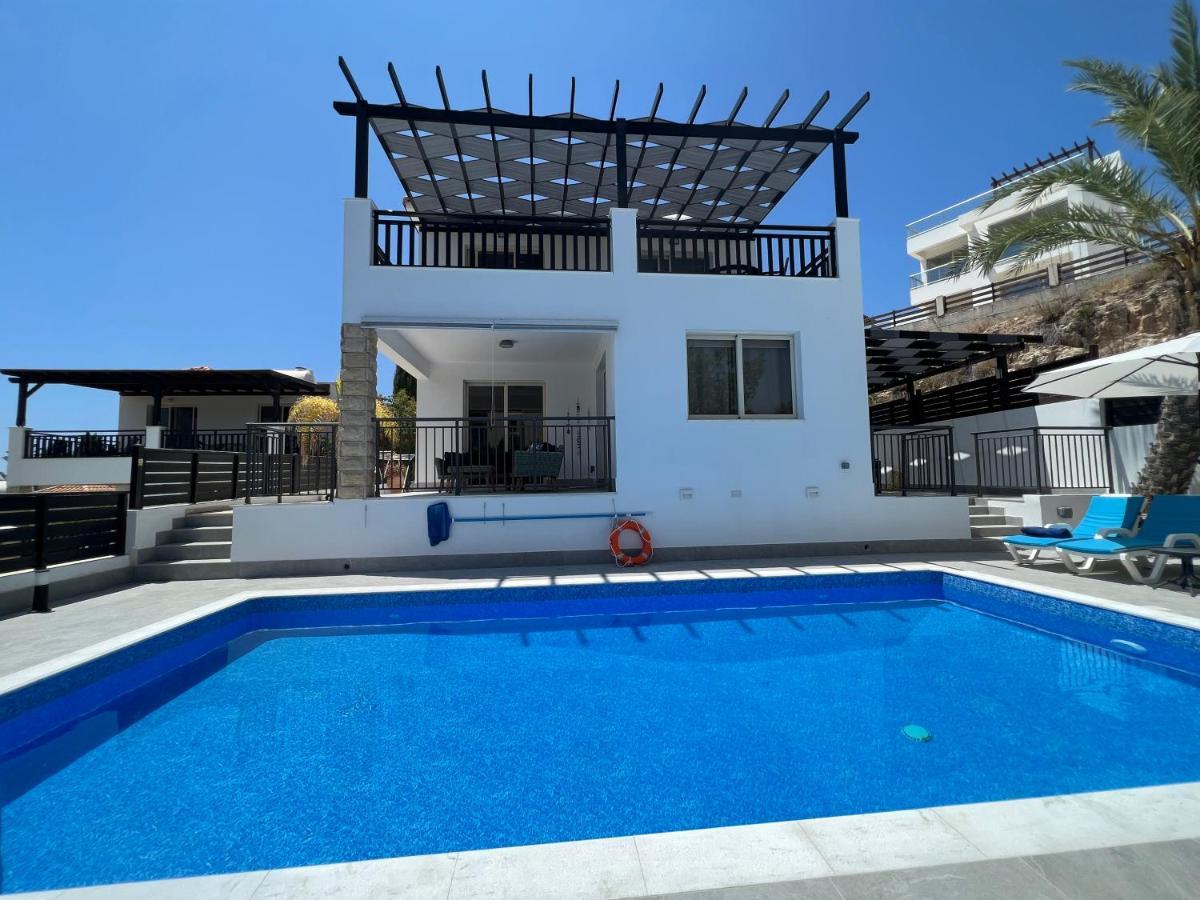 Villa Marina Sea-View Private Pool Péjia Kültér fotó